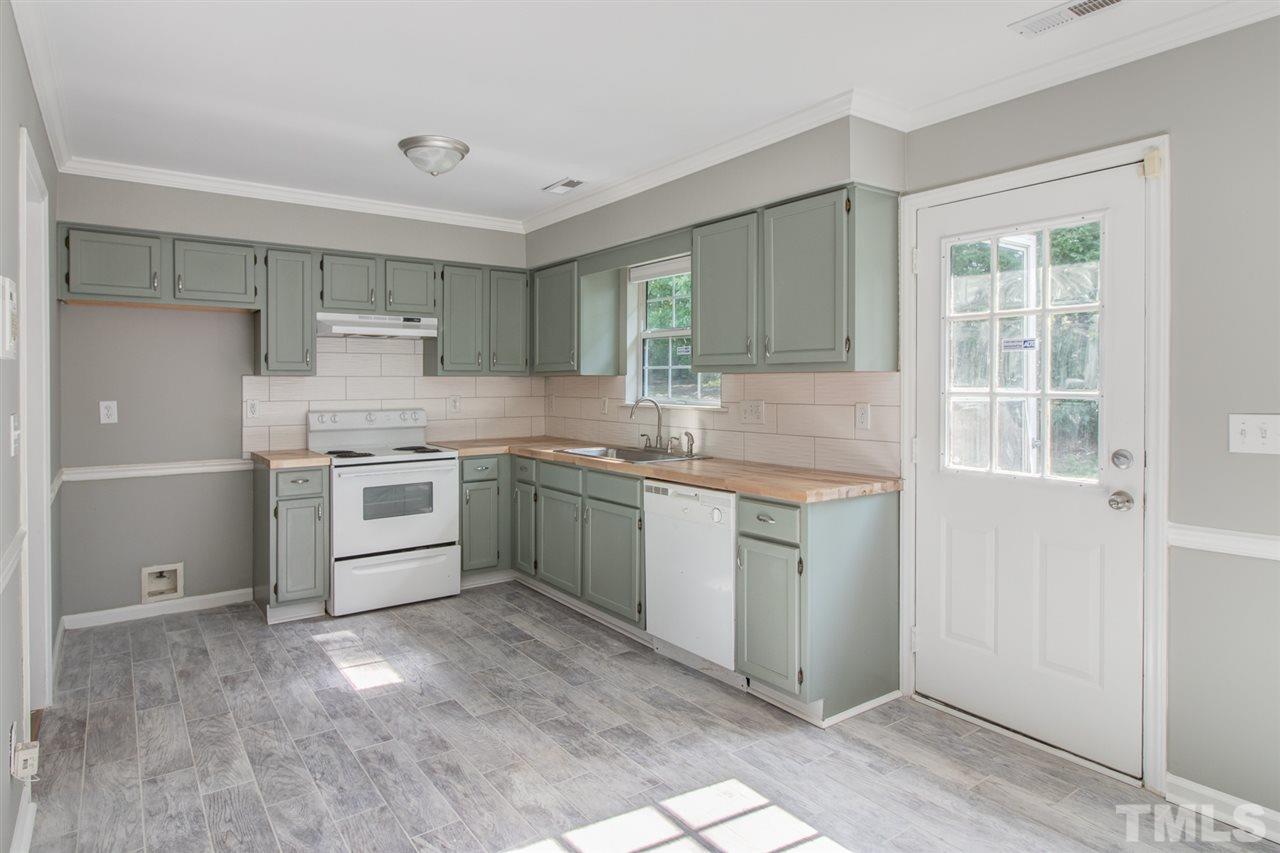 4119 Tranquil Road Durham, NC 27713 - Photo 8 of 25 Gallery Image 8