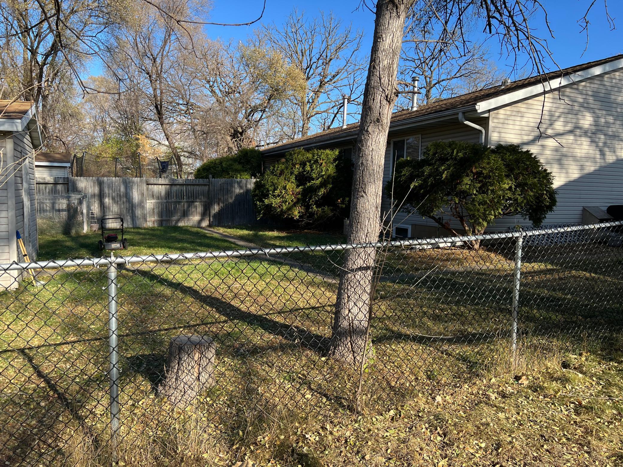 11424 Hanson Boulevard Northwest Coon Rapids, MN 55433 - Photo 3 of 29