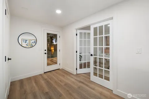 $999,999 | 10459 Northeast 142nd Street, Kirkland, WA 98034