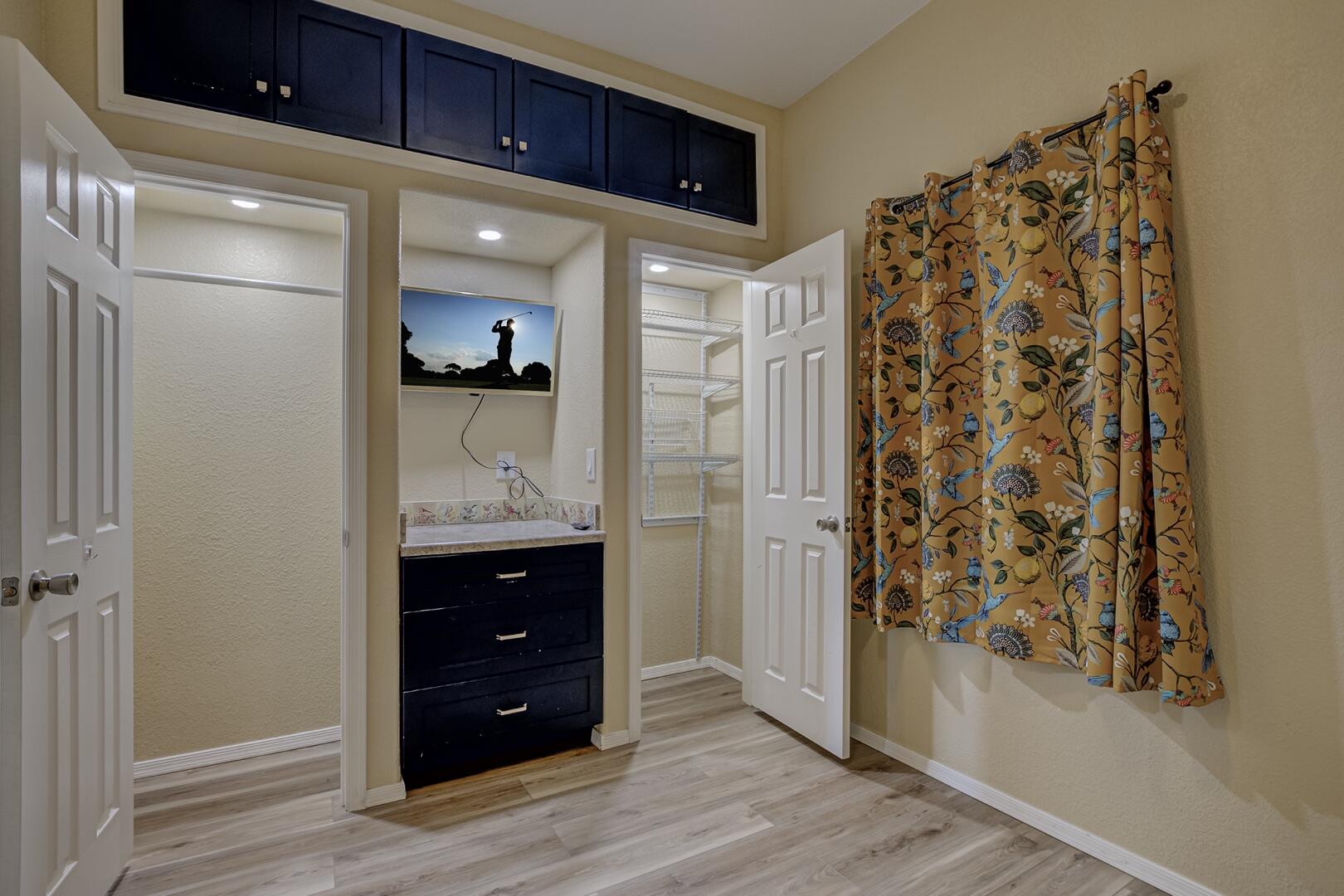 16 North Star Vale Road, Unit 122B Star Valley, AZ 85541 - Photo 15 of 21 a bathroom with a glass shower door and a sink