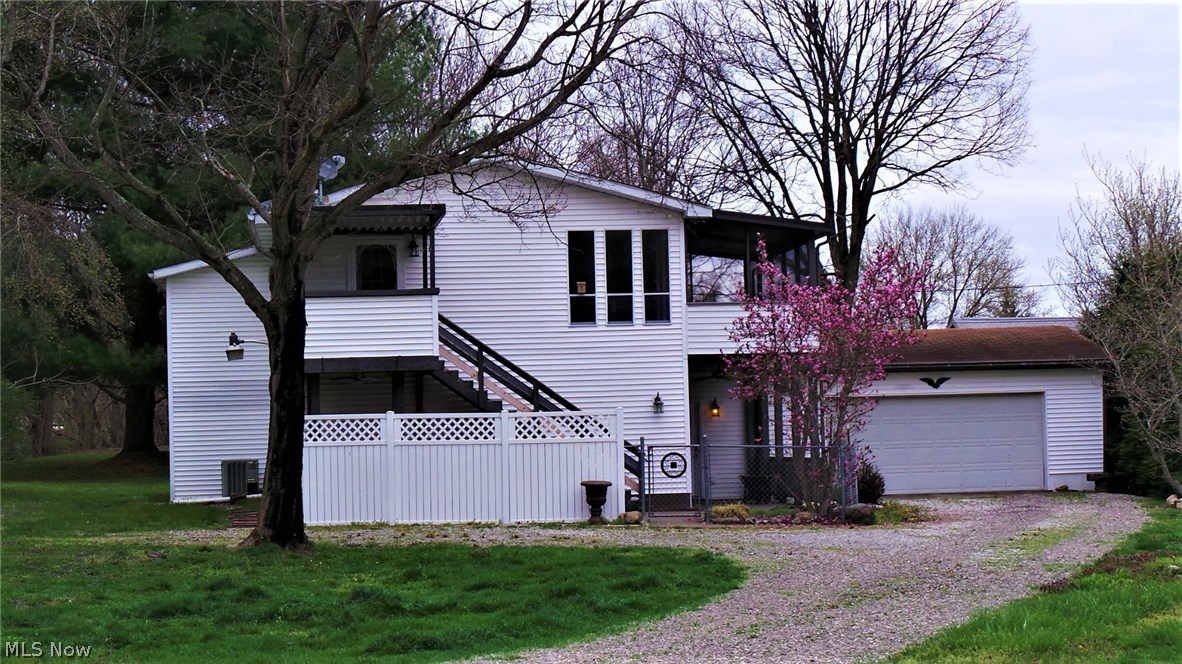 623 Old River Road Little Hocking, OH 45742 - Photo 1 of 33 Front View