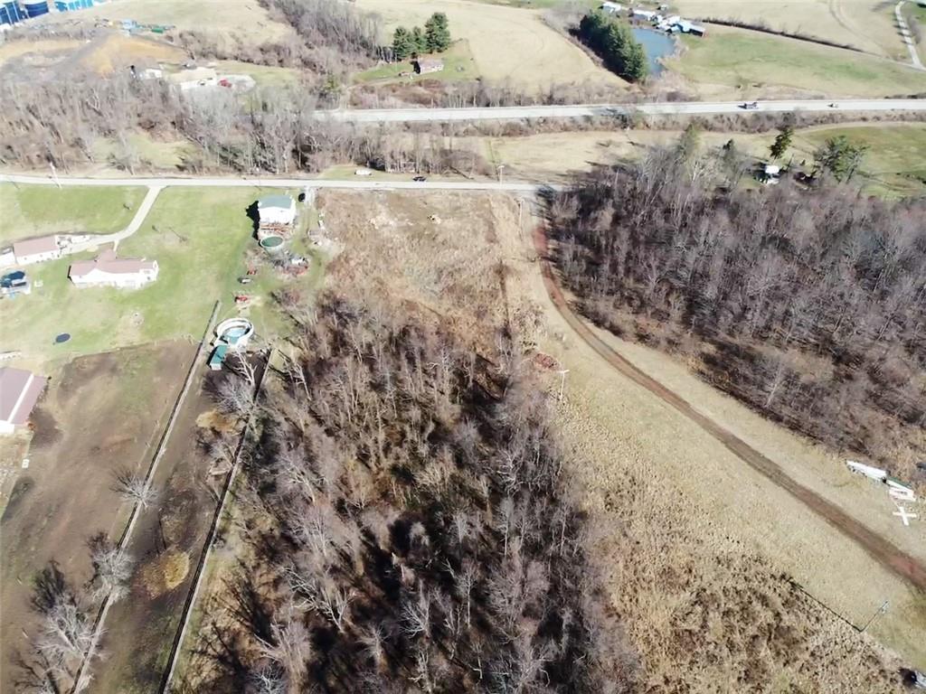 560 Old Rt 21 Road McClellandtown, PA 15458 - Photo 2 of 7 a view of ocean view