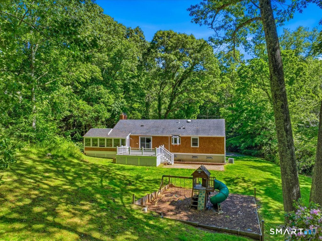 221 Duck Hole Road Madison, CT 06443 - Photo 4 of 37
