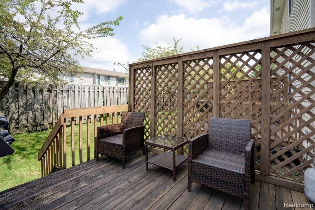 4949 Crooks Road, Unit 9 Royal Oak, MI 48073 - Photo 26 of 28 Back Deck