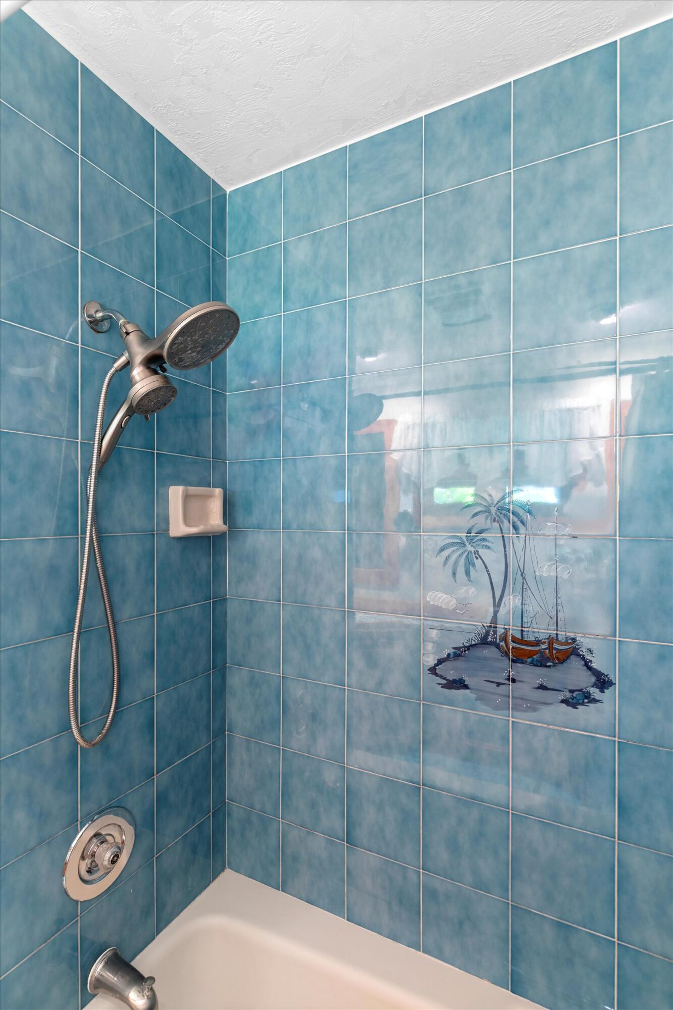 3759 Sea Grape Street Big Pine Key, FL 33043 - Photo 23 of 43 Master Beath