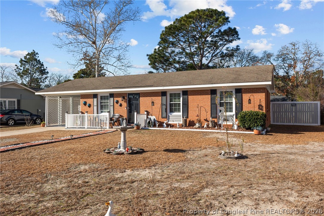 5915 Spinner Road Hope Mills, NC 28348 - Photo 3 of 21 Gallery Image 3