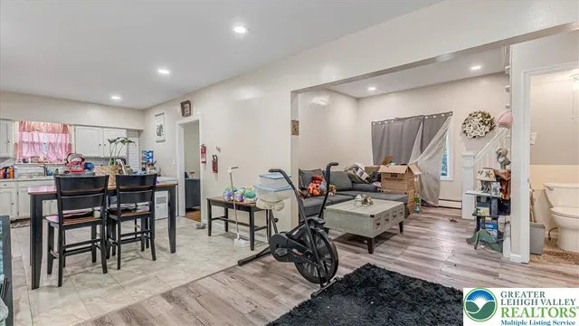 $184,900 | 133 Govier Street, Wilkes Barre, PA 18705