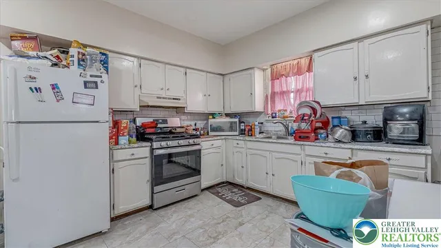 $184,900 | 133 Govier Street, Wilkes Barre, PA 18705