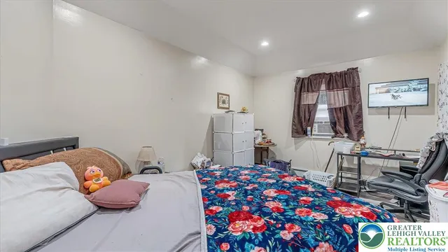 $184,900 | 133 Govier Street, Wilkes Barre, PA 18705