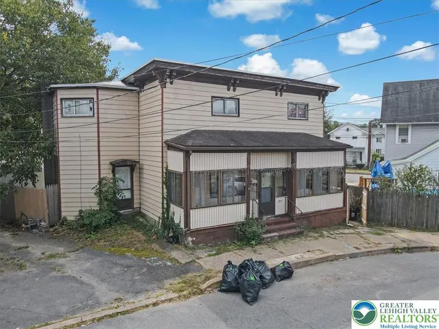 $184,900 | 133 Govier Street, Wilkes Barre, PA 18705