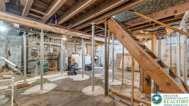 $184,900 | 133 Govier Street, Wilkes Barre, PA 18705