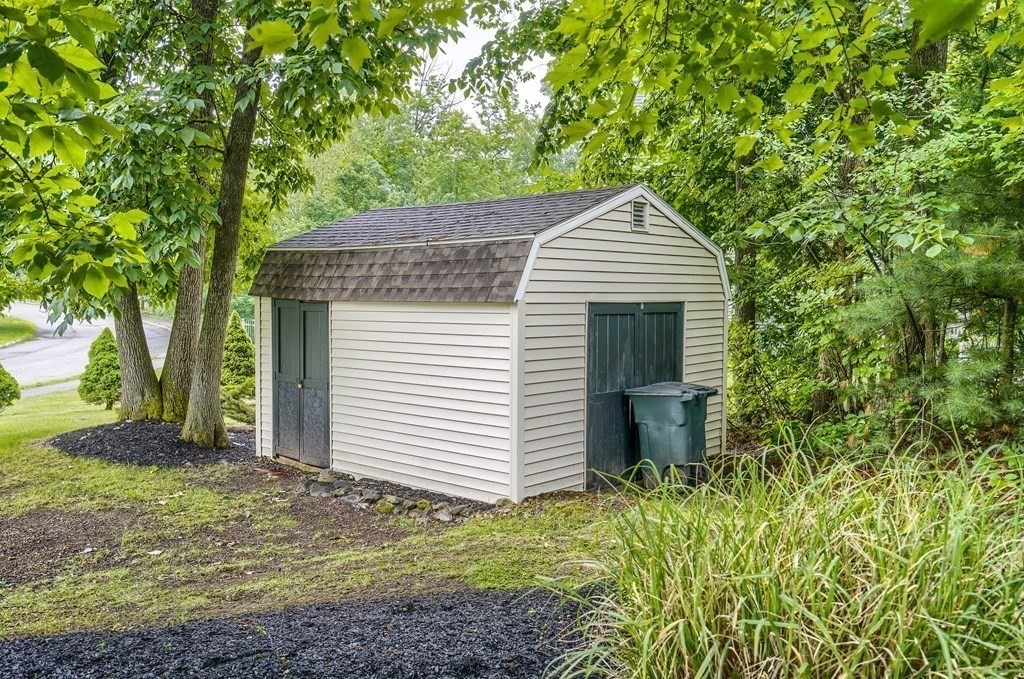 5 Bramble Hill Road Methuen, MA 01844 - Photo 11 of 42 Gallery Image 11
