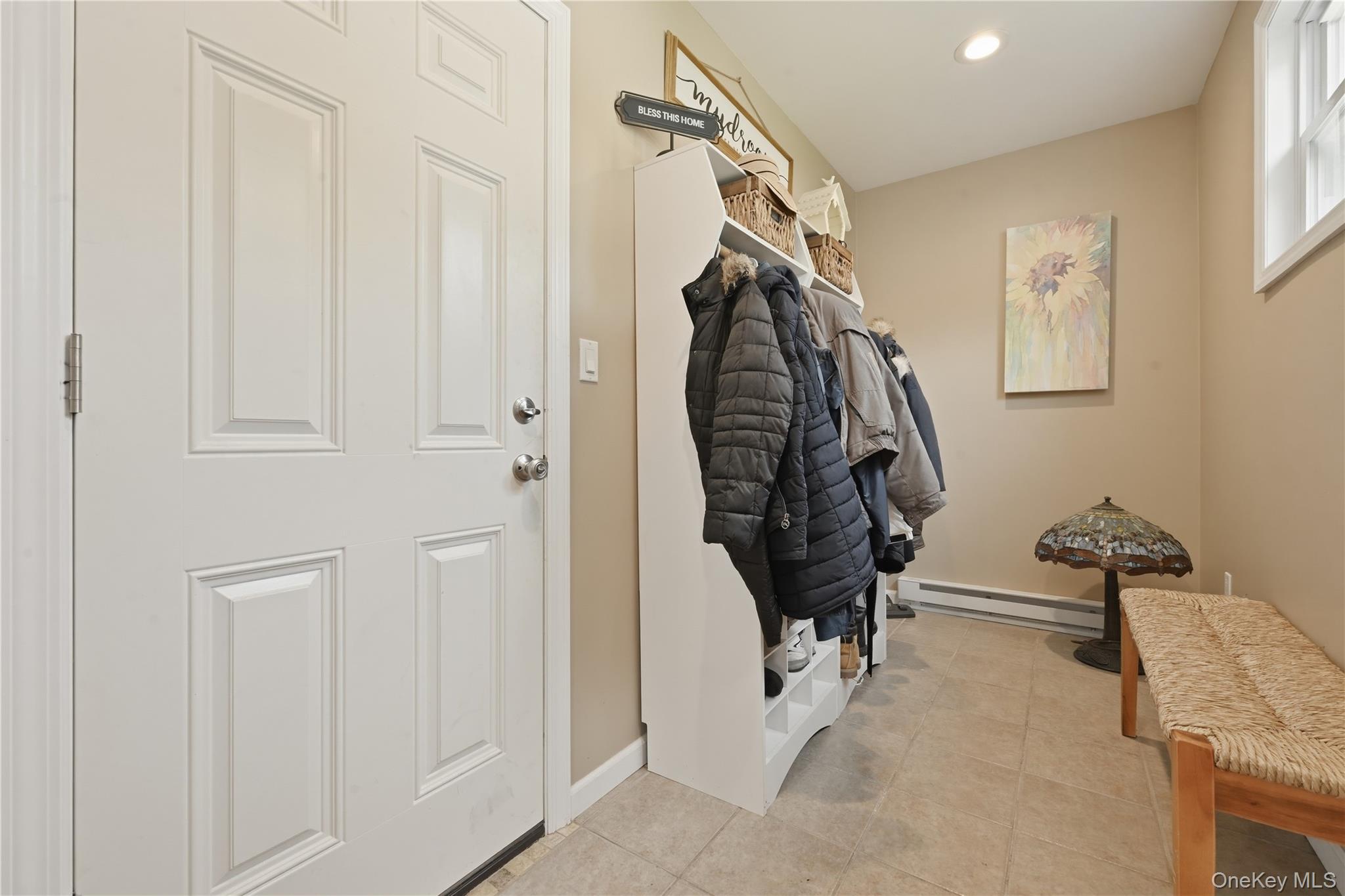 19 Berkshire Road Bethpage, NY 11714 - Photo 18 of 42