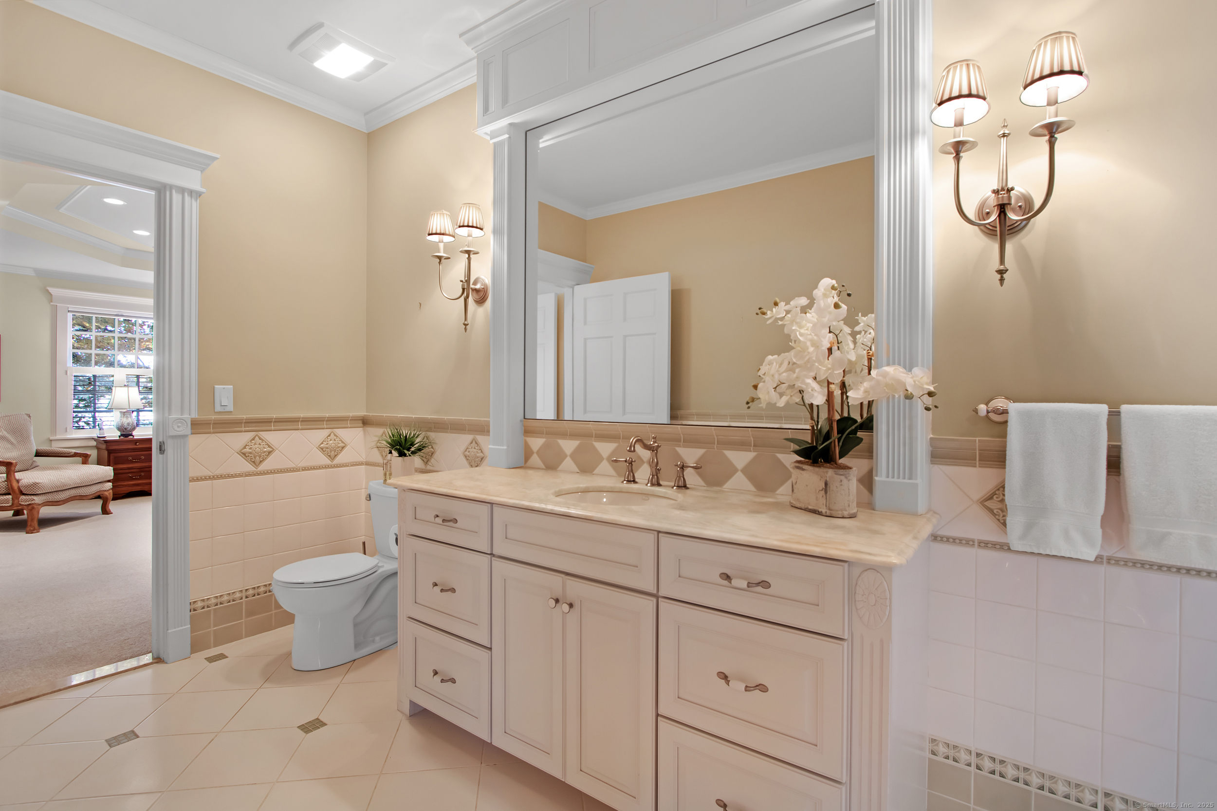 21 Grove Avenue Groton, CT 06355 - Photo 14 of 40