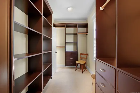 $3,250,000 | 21 Grove Avenue, Groton, CT 06355