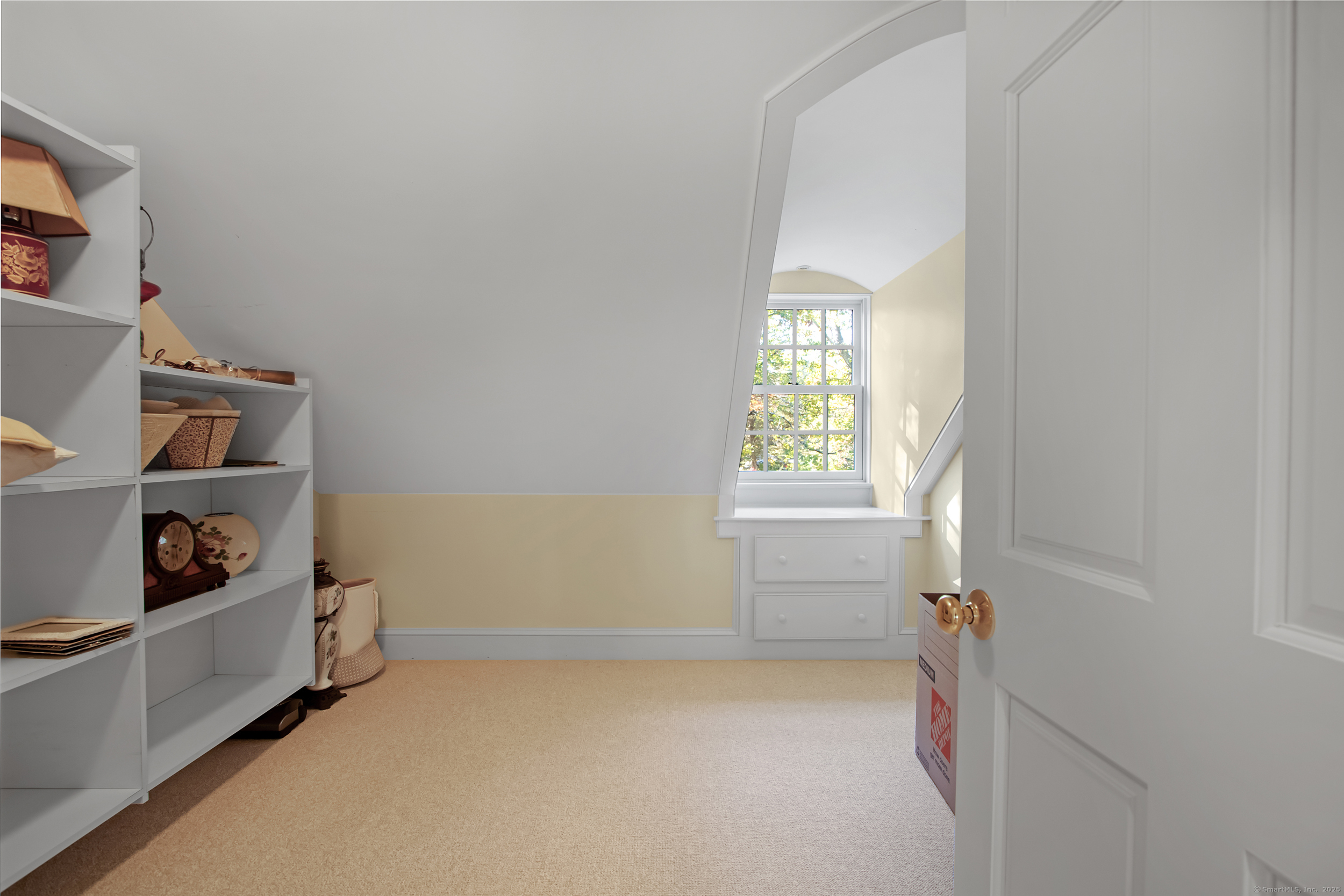 21 Grove Avenue Groton, CT 06355 - Photo 31 of 40