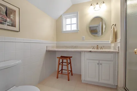 $3,250,000 | 21 Grove Avenue, Groton, CT 06355