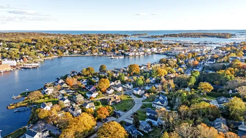 $3,250,000 | 21 Grove Avenue, Groton, CT 06355