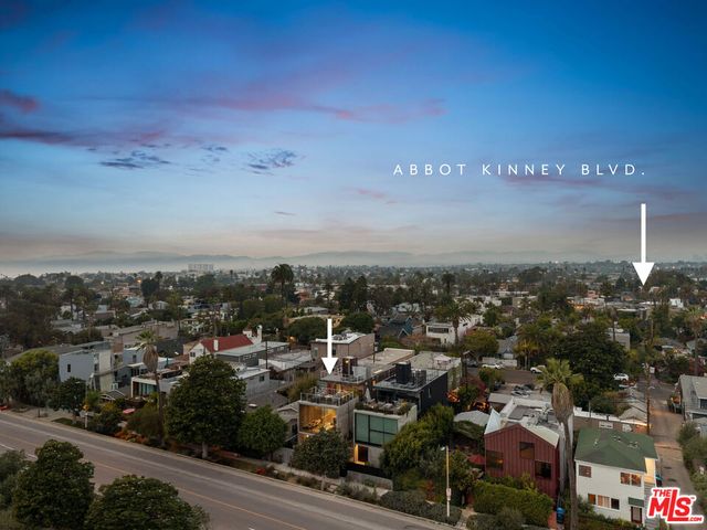 $4,795,000 | 533 1/2 Grand Boulevard, Venice, CA 90291