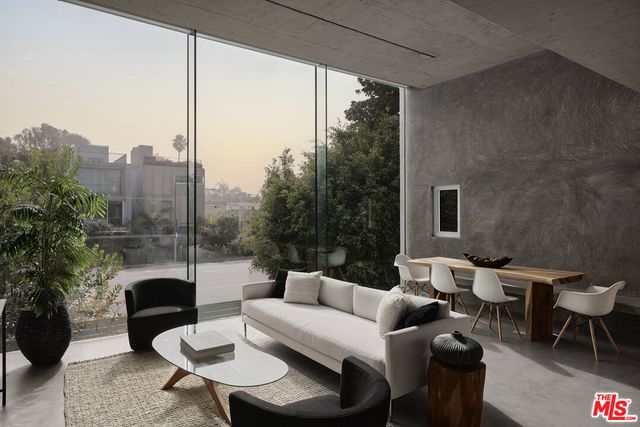 $4,795,000 | 533 1/2 Grand Boulevard, Venice, CA 90291