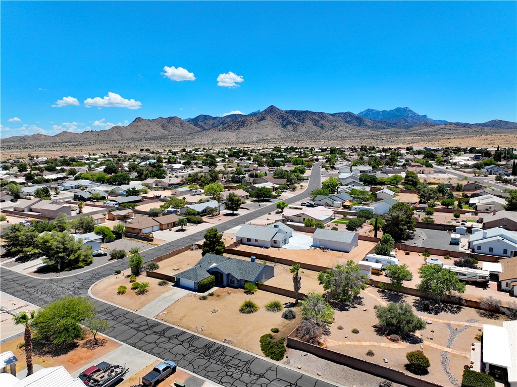 4260 Pinto Road Kingman, AZ 86401 - Photo 2 of 45