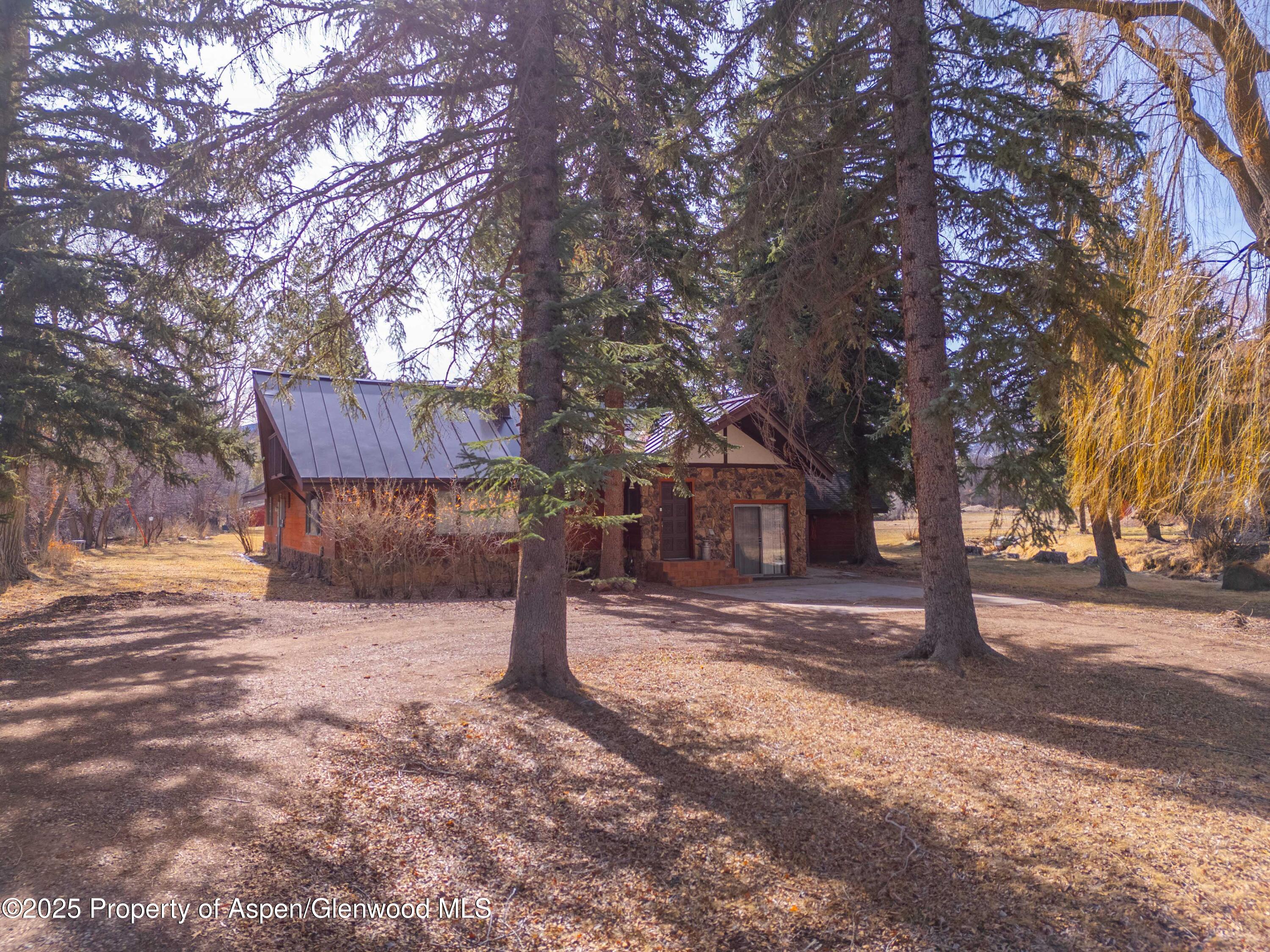 44 Hooks Lane Basalt, CO 81621 - Photo 7 of 43 DJI_20250321104819_0010