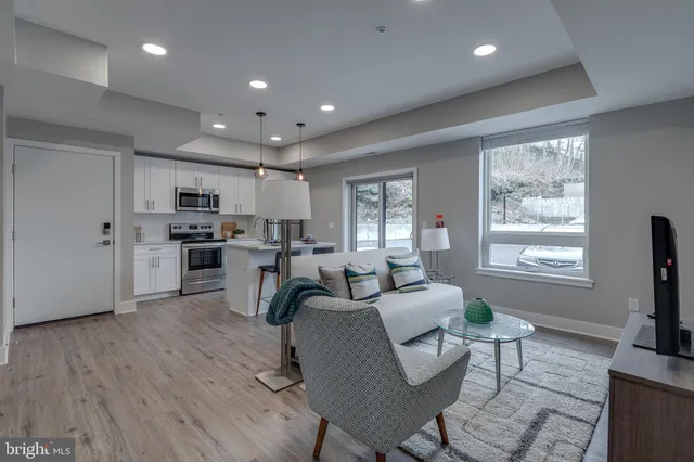 $1,675 | 1952 Bryn Mawr Avenue, Unit 1B, Philadelphia, PA 19131