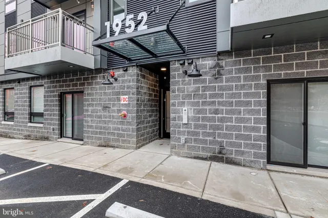 $1,675 | 1952 Bryn Mawr Avenue, Unit 1B, Philadelphia, PA 19131