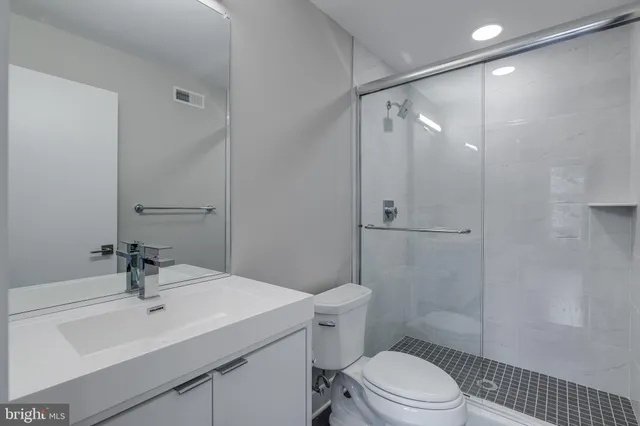 $1,675 | 1952 Bryn Mawr Avenue, Unit 1B, Philadelphia, PA 19131