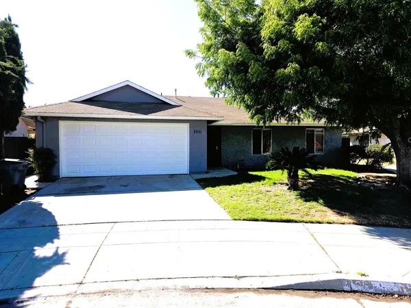 $2,250 | 4951 East Fillmore Avenue, Fresno, CA 93727