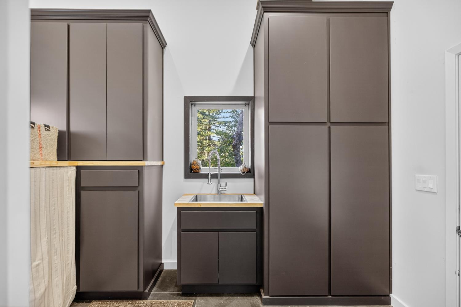 22080 Fiddletown Road Volcano, CA 95689 - Photo 14 of 94