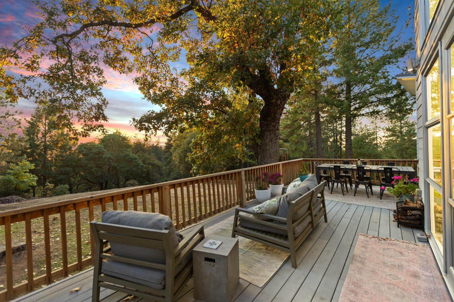 22080 Fiddletown Road Volcano, CA 95689 - Photo 71 of 94 a view of a balcony with chairs