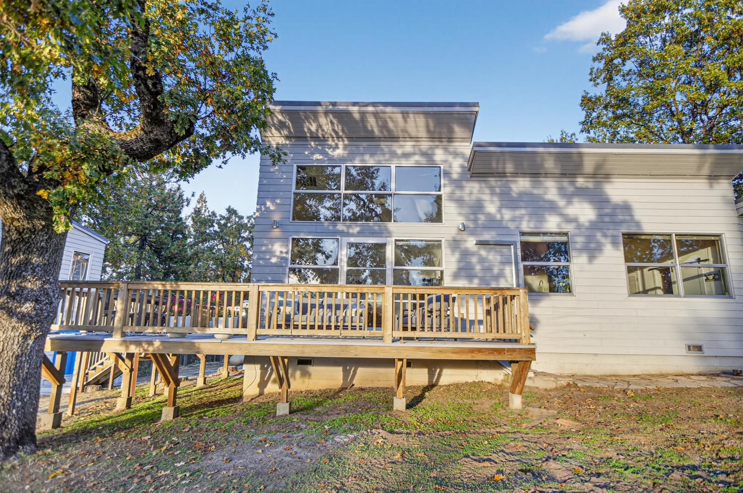 22080 Fiddletown Road Volcano, CA 95689 - Photo 78 of 94 a view of a bench in the roof deck