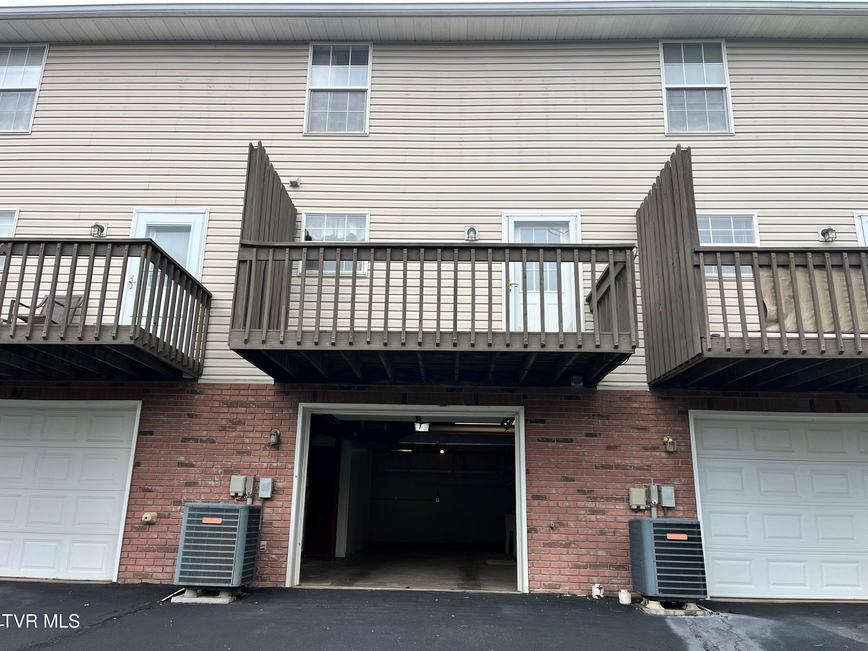 22 Pepper Ridge Court, Unit 22 Johnson City, TN 37615 - Photo 5 of 42 lm20