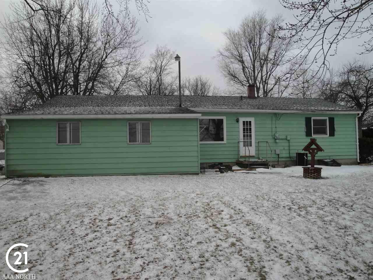 72 Davis Lake Road Lapeer, MI 48446 - Photo 12 of 12 31371473-11.JPG