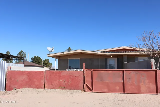 $200,000 | 19227 Tornillo Avenue, Tornillo, TX 79853