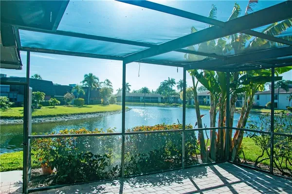 $2,300 | 148 Lake Point Lane, Naples, FL 34112