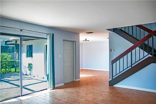 $2,300 | 148 Lake Point Lane, Naples, FL 34112