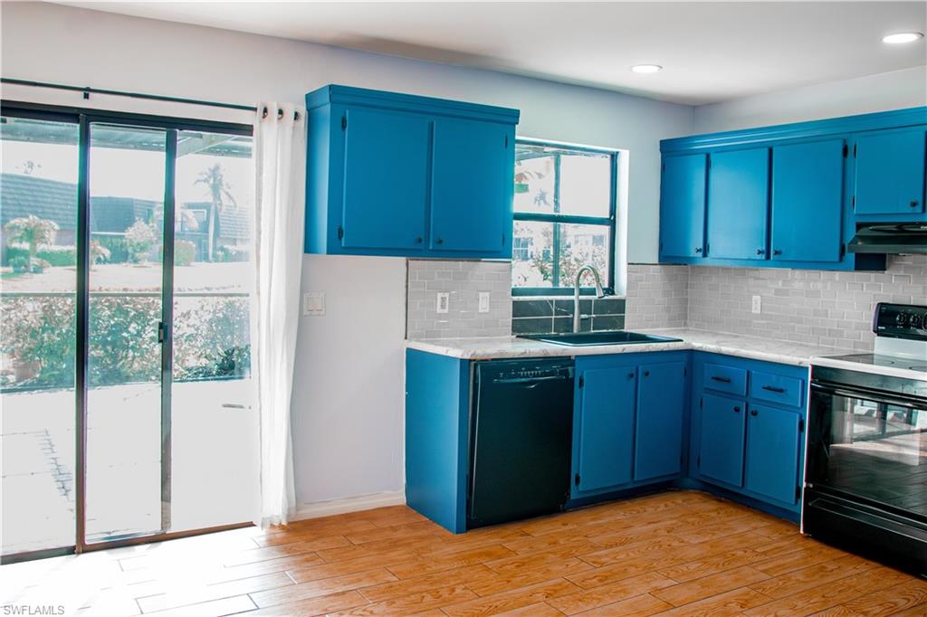 148 Lake Point Lane Naples, FL 34112 - Photo 9 of 17