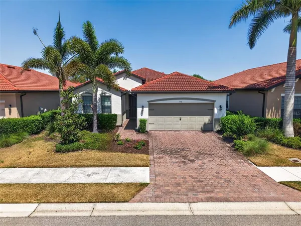 $2,700 | 156 Ventosa Place, Nokomis, FL 34275
