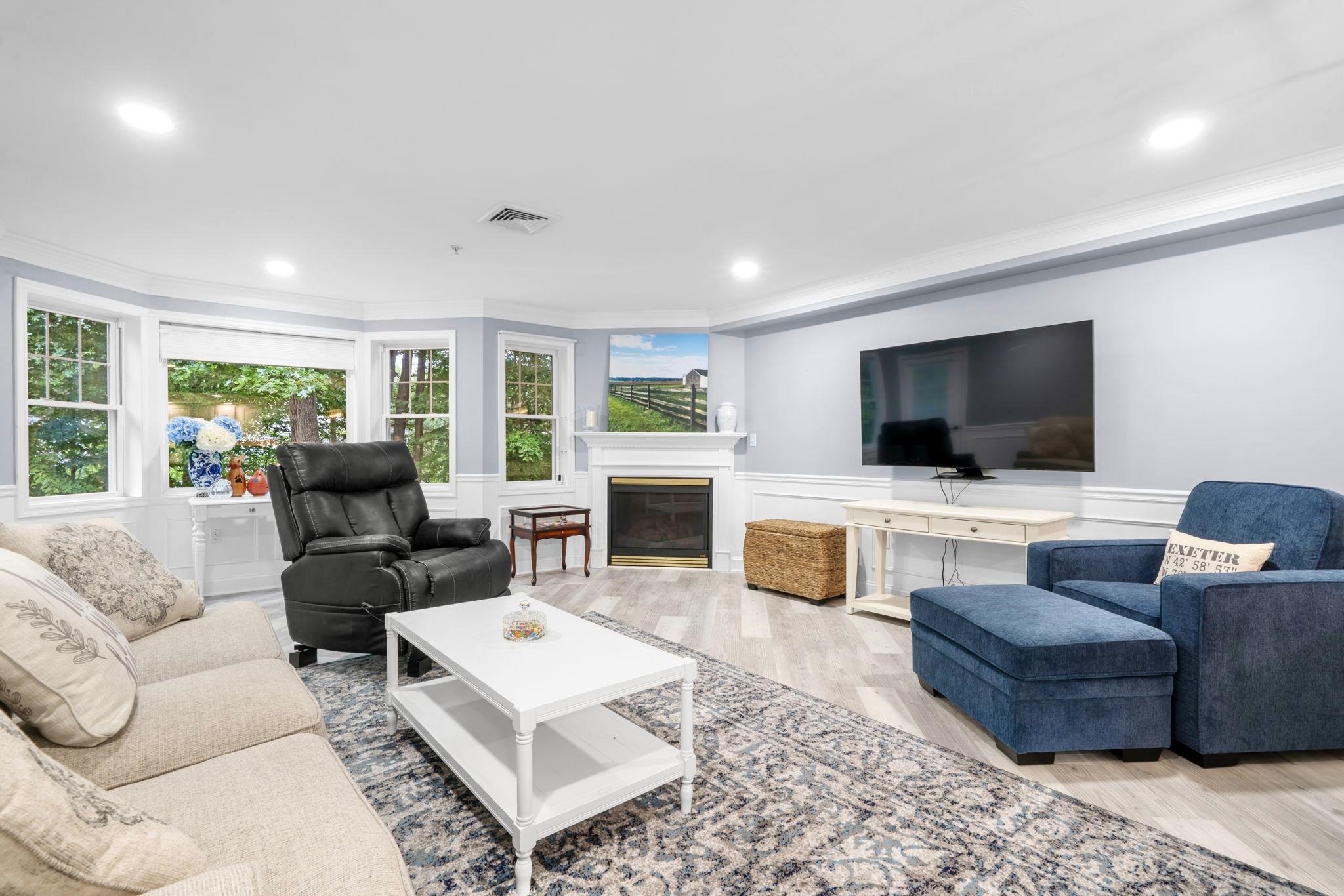 3 Sterling Hill Lane, Unit 324 Exeter, NH 03833 - Photo 2 of 45