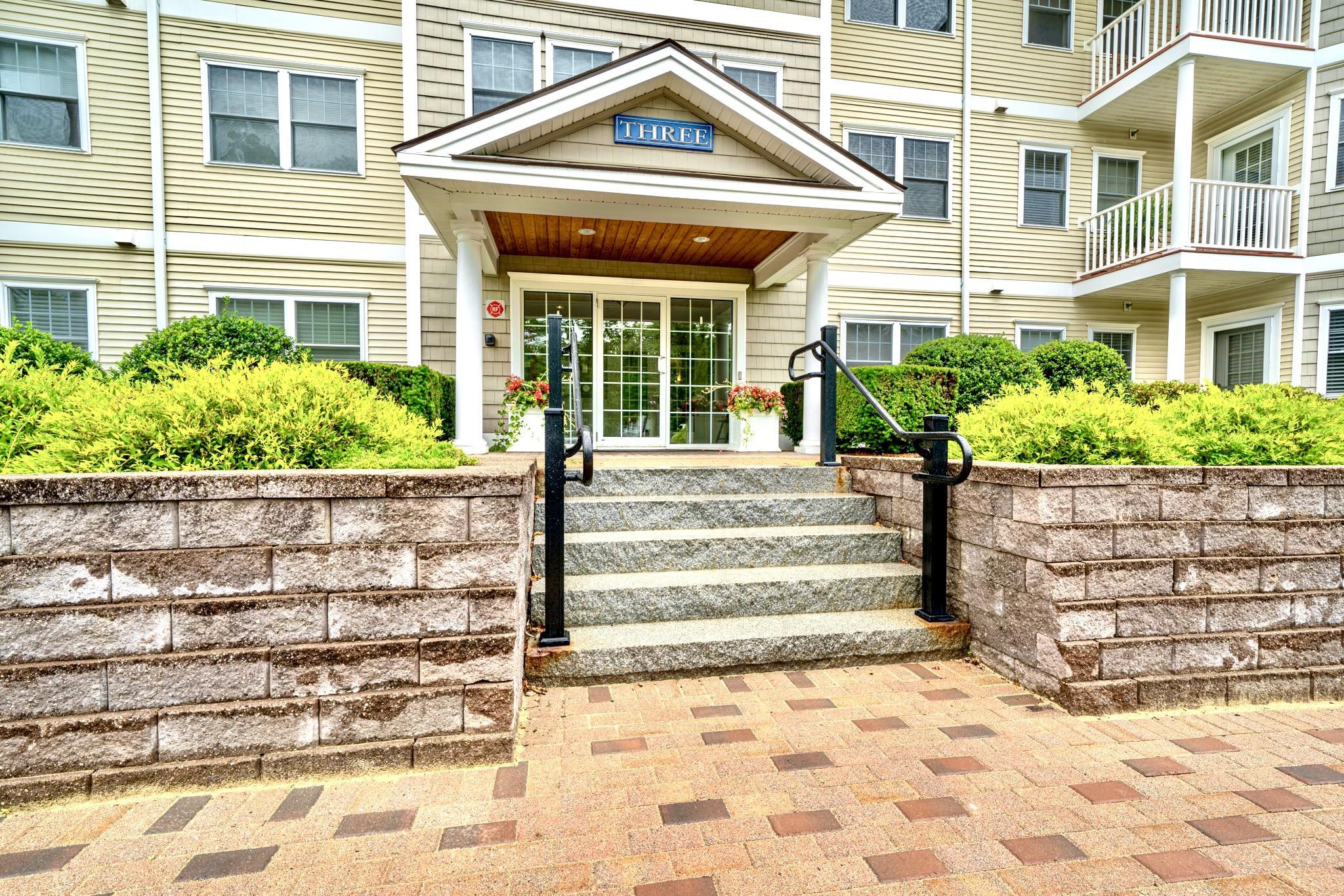 3 Sterling Hill Lane, Unit 324 Exeter, NH 03833 - Photo 42 of 45