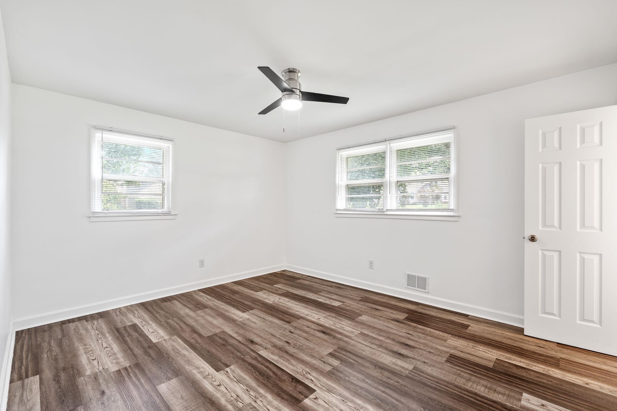 100 Swinton Drive Greenville, SC 29607 - Photo 11 of 26