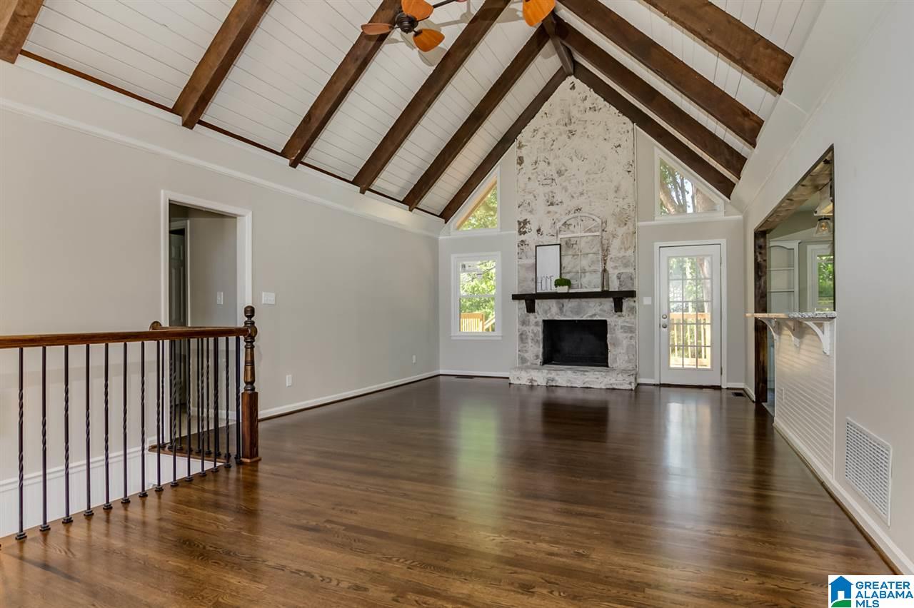 652 Crosscreek Trail Pelham, AL 35124 - Photo 11 of 44