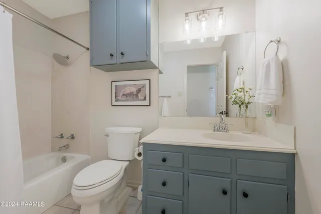 $3,000 | 102 Steeple Chase Drive, Lafayette, LA 70506