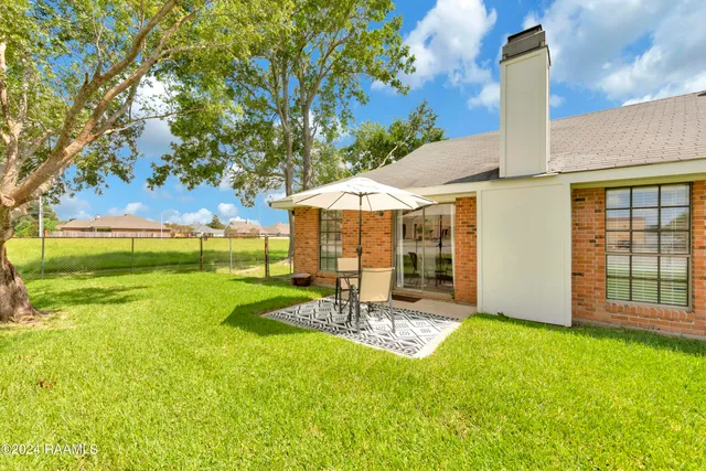 $3,000 | 102 Steeple Chase Drive, Lafayette, LA 70506