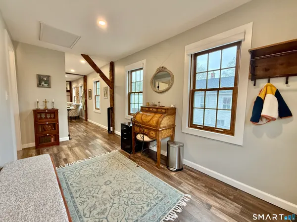 $2,200 | 4 Main Street South, Unit 2, Woodbury, CT 06798