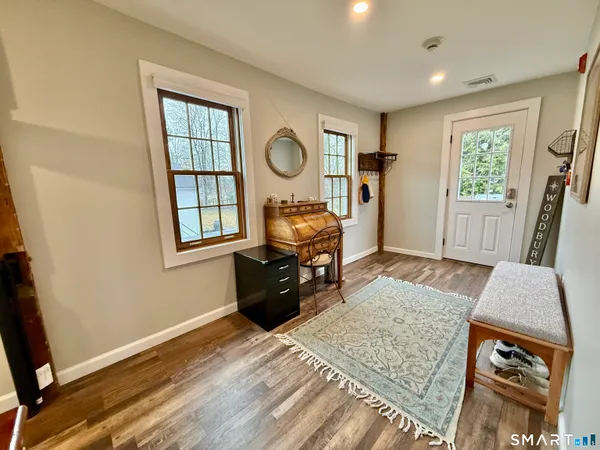 $2,200 | 4 Main Street South, Unit 2, Woodbury, CT 06798