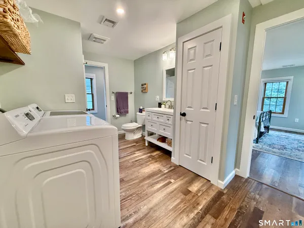 $2,200 | 4 Main Street South, Unit 2, Woodbury, CT 06798