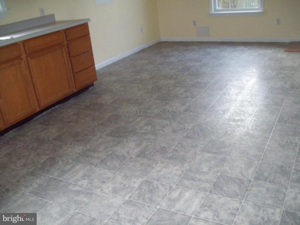 26595 Mariners Road Crisfield, MD 21817 - Photo 18 of 82 Gallery Image 18